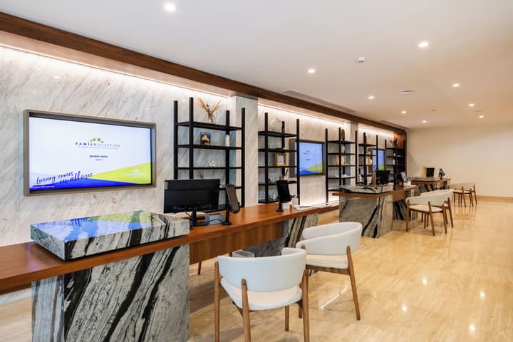Family Selection At Grand Palladium Kantenah Resort & Spa - All Inclusive