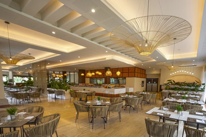 Family Selection At Grand Palladium Kantenah Resort & Spa - All Inclusive