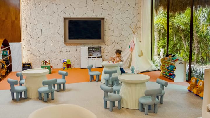 Family Selection At Grand Palladium Kantenah Resort & Spa - All Inclusive