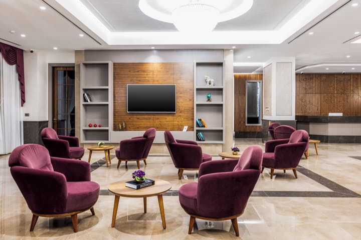 Carina Gold Hotel and Restaurant