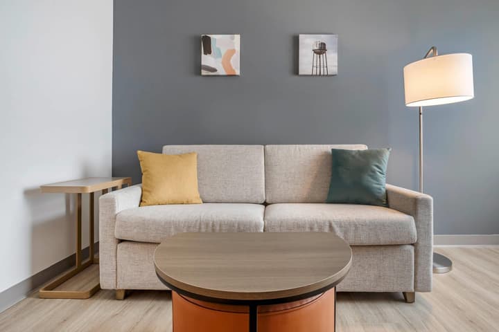 Four Points by Sheraton Newark Airport