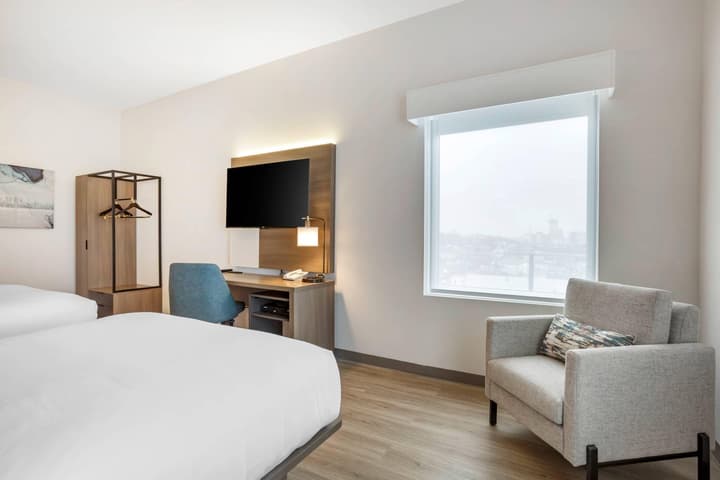 Four Points by Sheraton Newark Airport