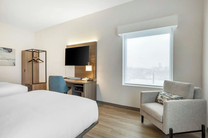 Four Points by Sheraton Newark Airport