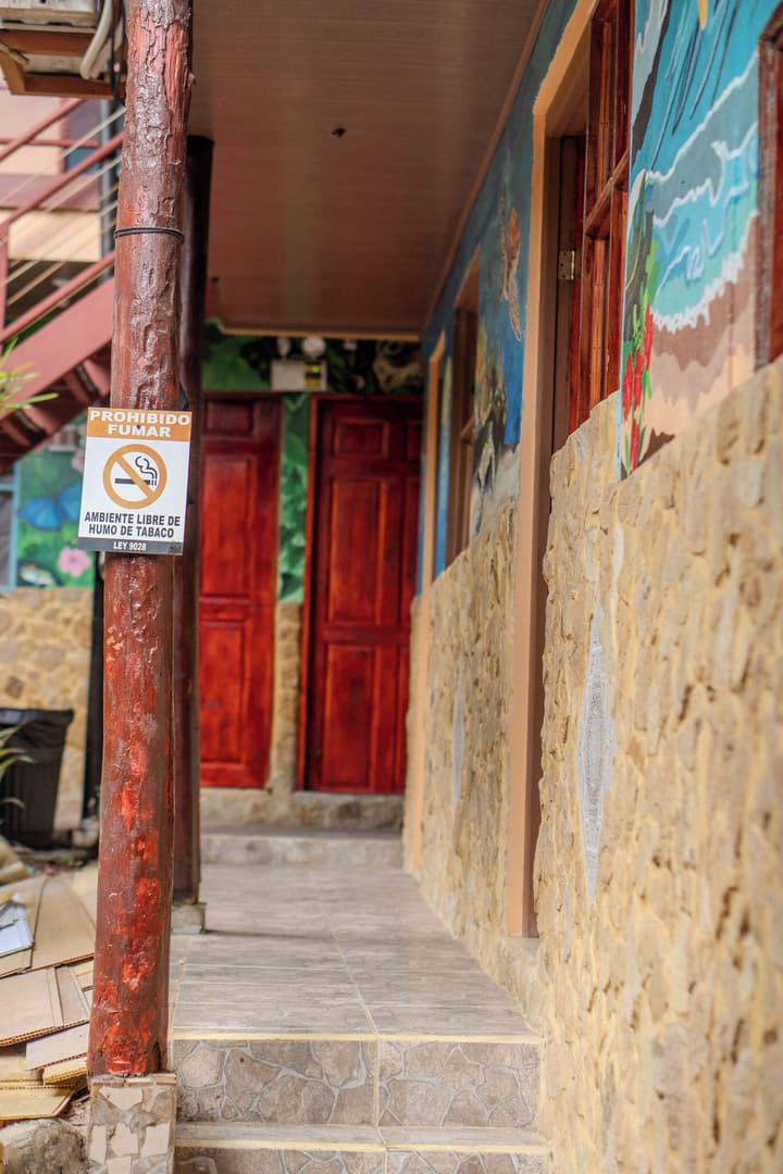 COSTA LINDA ART HOSTEL