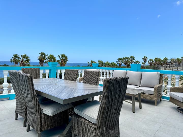 MERAKII SEAVIEW ESCAPE CURACAO