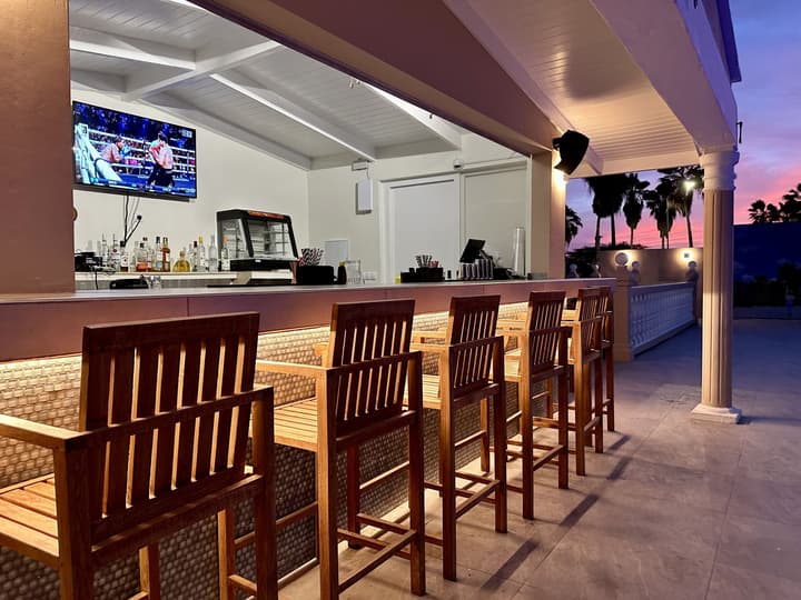 MERAKII SEAVIEW ESCAPE CURACAO