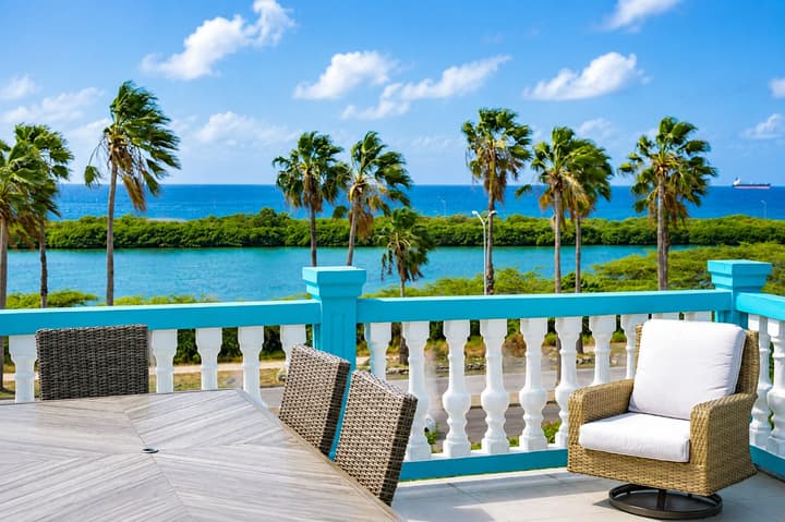 MERAKII SEAVIEW ESCAPE CURACAO