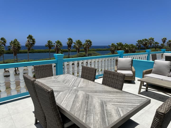MERAKII SEAVIEW ESCAPE CURACAO