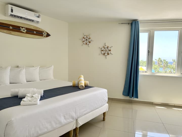 MERAKII SEAVIEW ESCAPE CURACAO