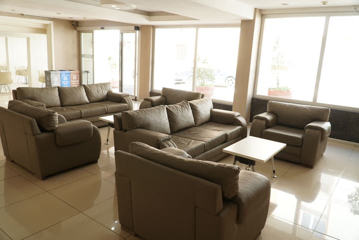 Otel Çınas