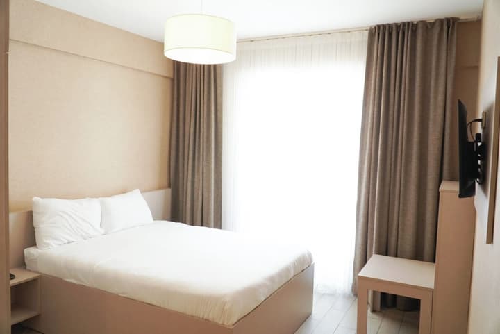 Otel Çınas