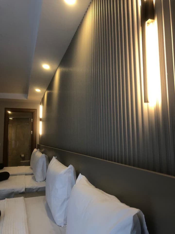 Grand Iska Hotel