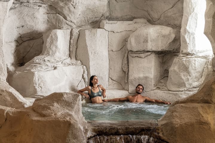 Cali Resort & Spa by Louis Hotels