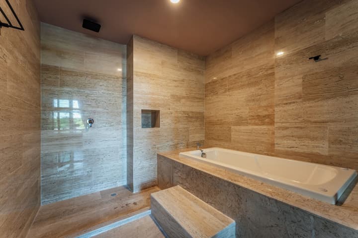 Hotel MID Project
