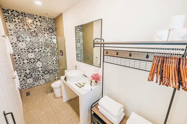Privada Stays - Private Pools & Colorful-Chic Boutique Hotel - Adults Only