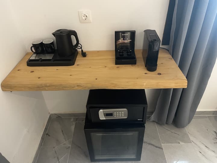CAVO PISO LIVADI