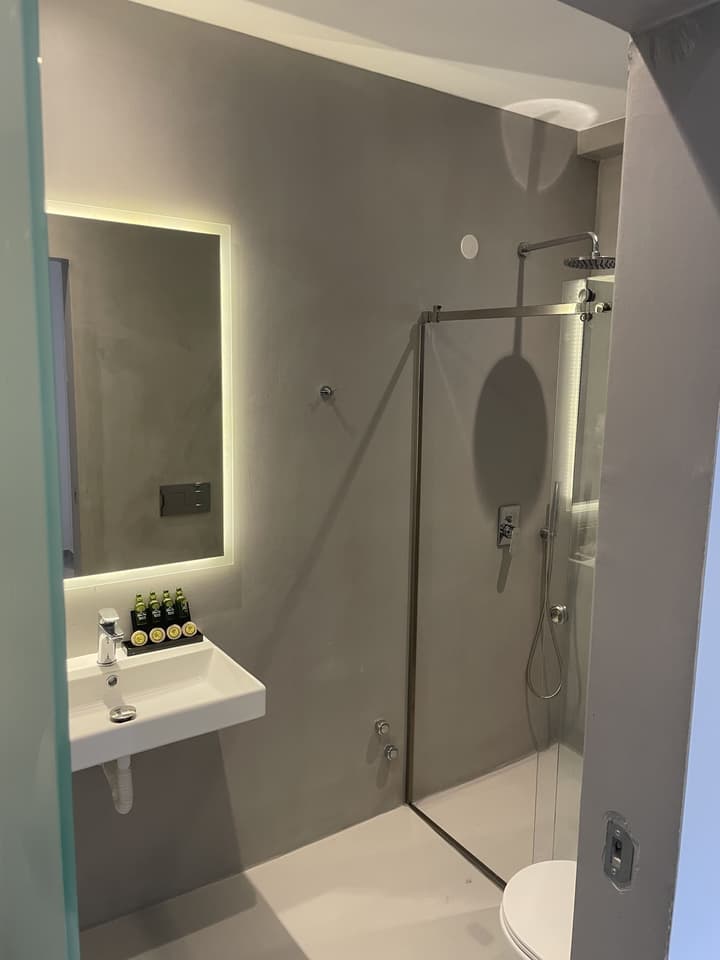 CAVO PISO LIVADI