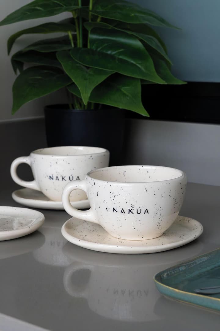 Nakúa Stay + Work