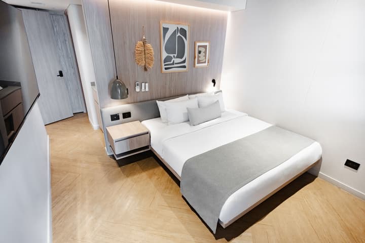 Nakúa Stay + Work