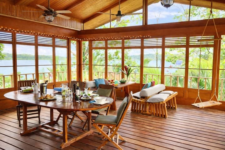 Akwaba Lodge Island Boutique Hotel
