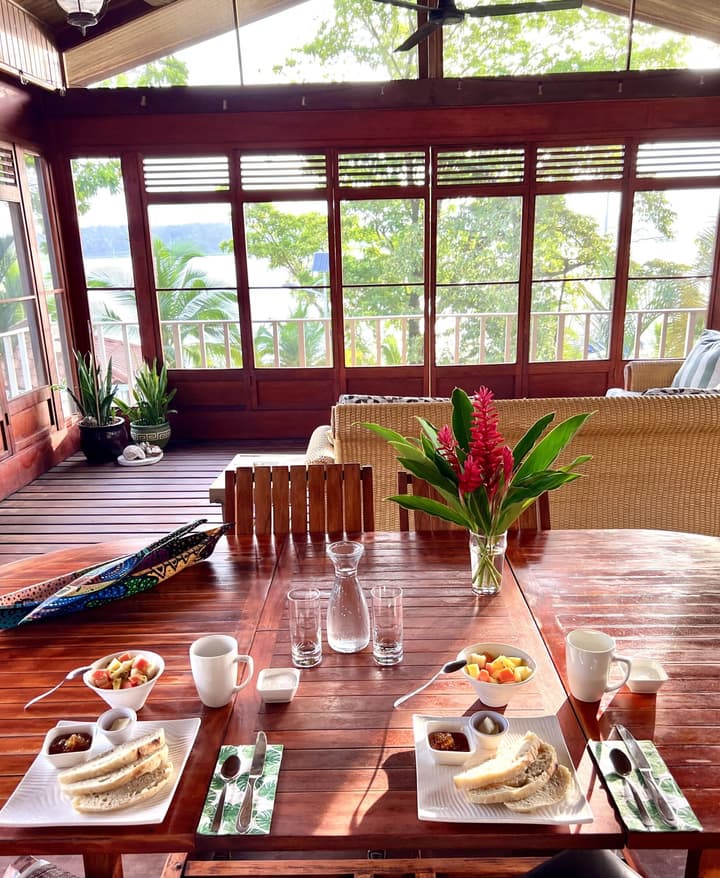 Akwaba Lodge Island Boutique Hotel