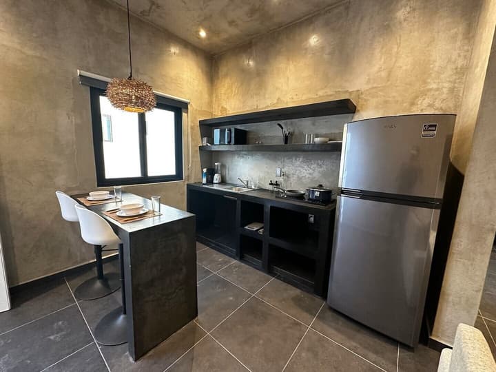 Live Coco Suites