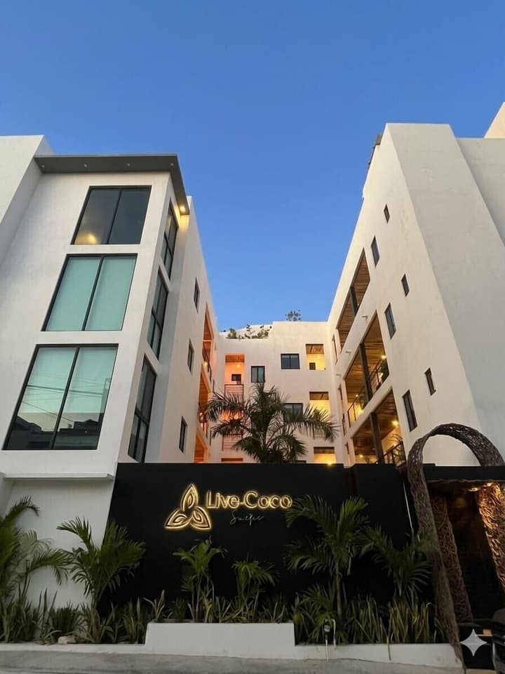 Live Coco Suites