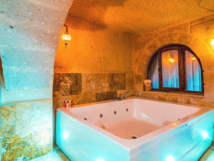 Cappanar Cave Hotel