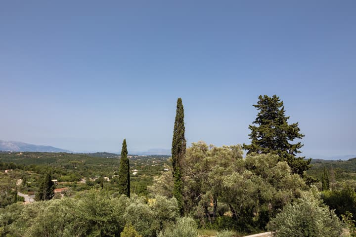 Villa Tolena by Marilena Pagkrati