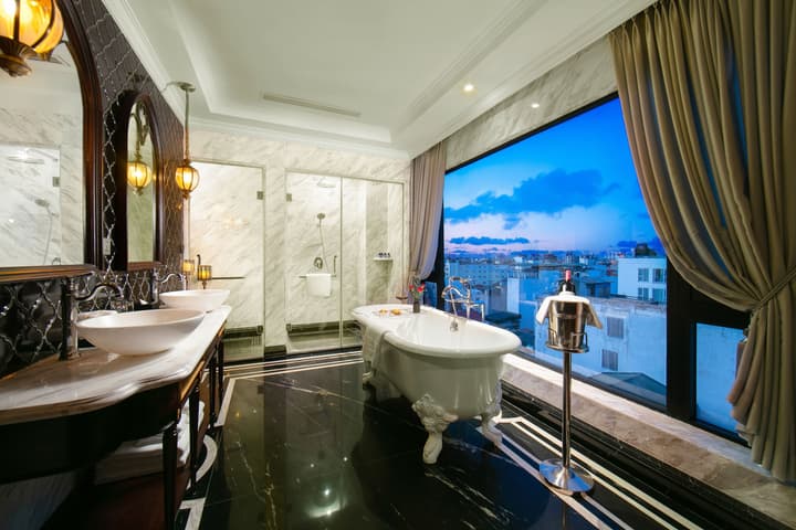 Le Chanvre Hanoi Hotel & Spa