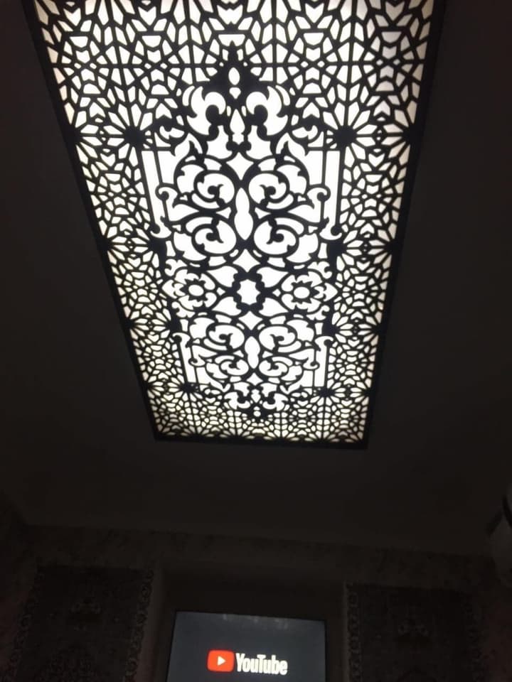 Colibri Traditional Hotel