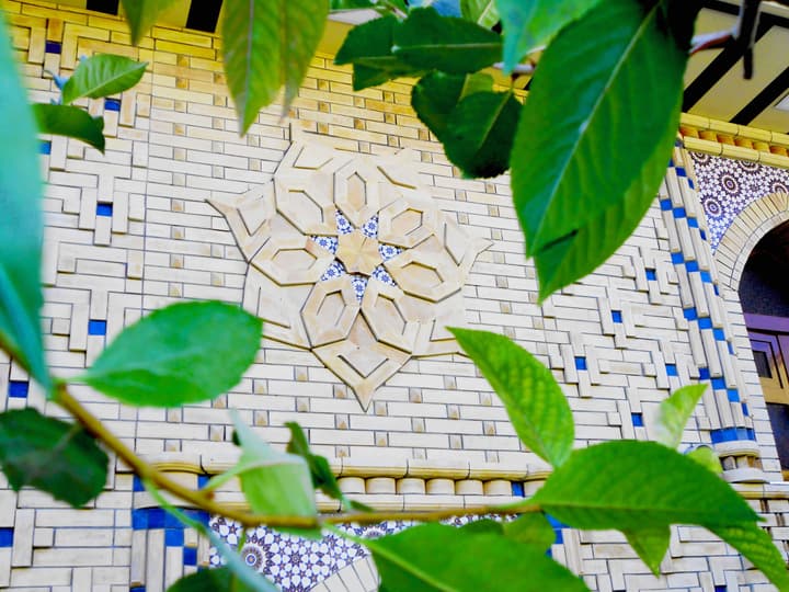 Colibri Traditional Hotel