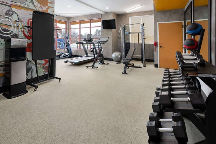 Hawthorn Extended Stay by Wyndham Williston/Burlington