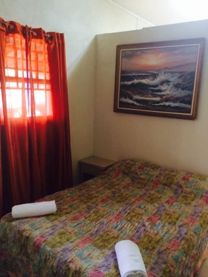 Pondbottom Apartment Hotel