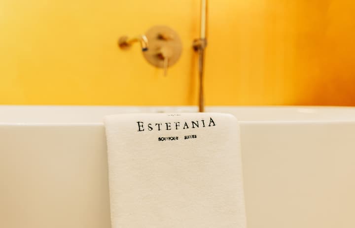 Hotel Estefanía Boutique Suites