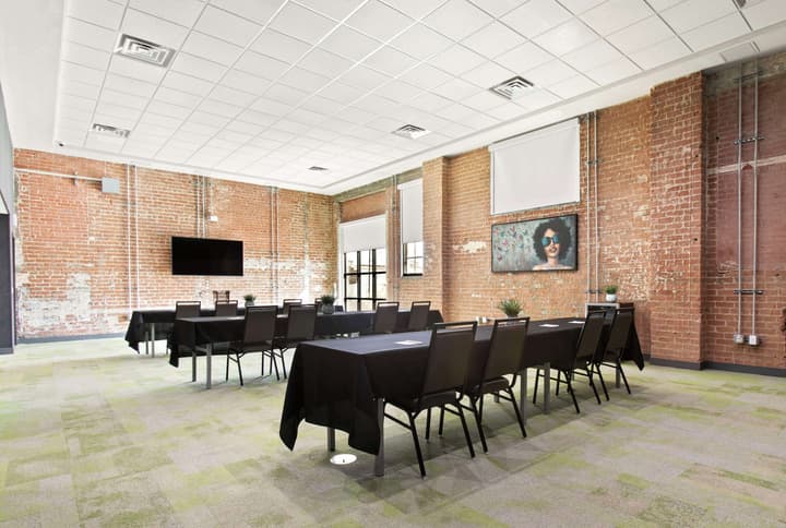 Home2 Suites by Hilton Phoenix Downtown