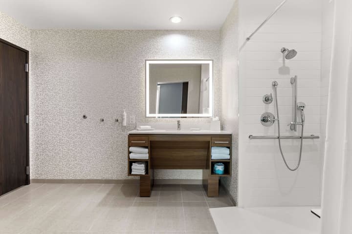 Home2 Suites by Hilton Phoenix Downtown