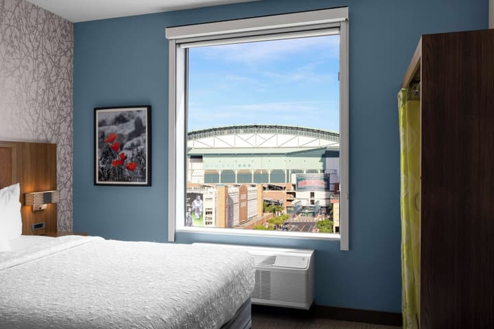 Home2 Suites by Hilton Phoenix Downtown