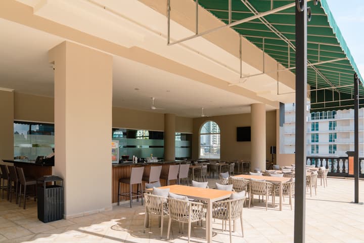 Waymore Hotel Spa & Casino