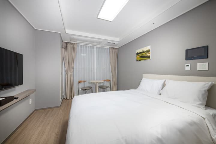 Sollago Myeongdong Hotel & Residence