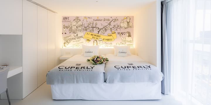 CUVEE J2 HOTEL OSAKA by Onko Chishin