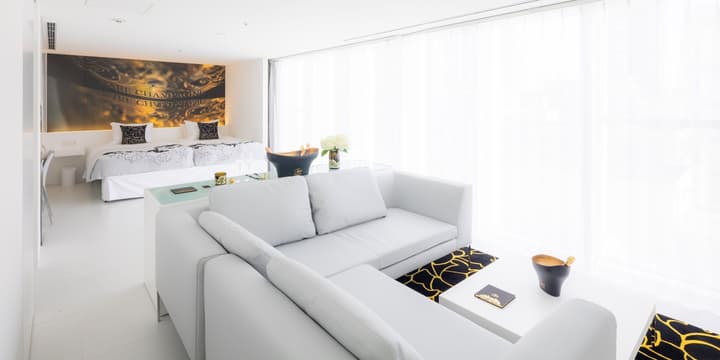 CUVEE J2 HOTEL OSAKA by Onko Chishin