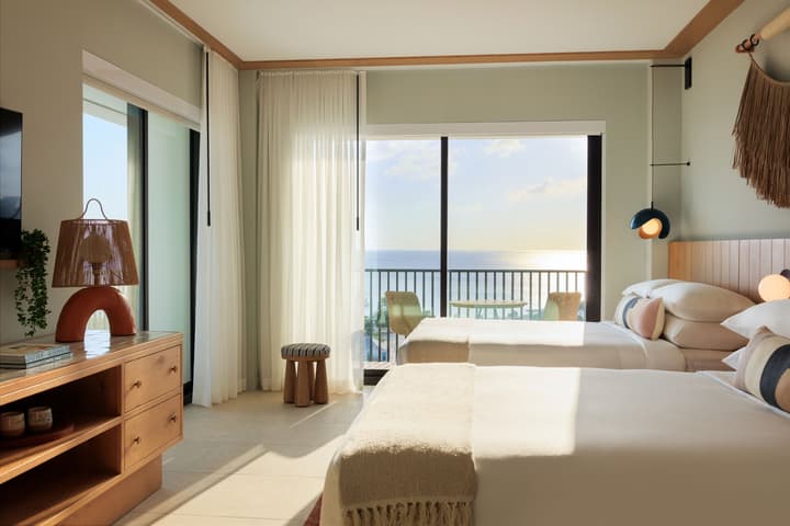 Hotel Indigo Grand Cayman by IHG