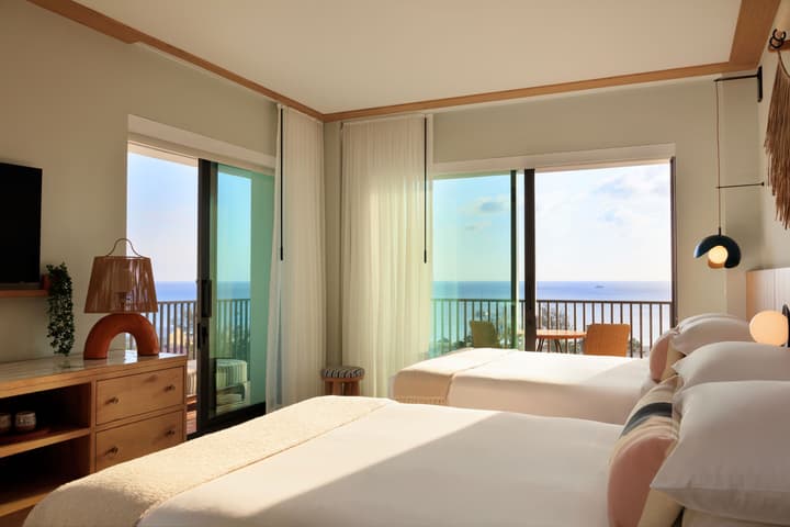 Hotel Indigo Grand Cayman by IHG