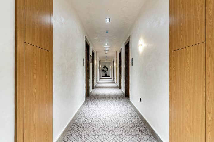 Mirzo Hotel