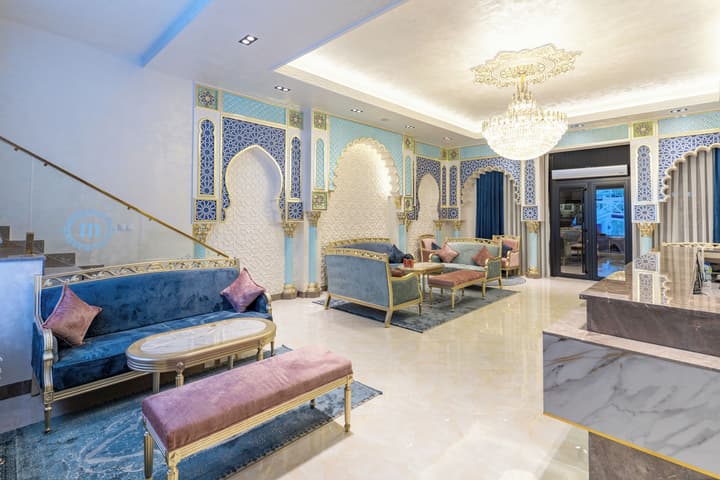 Mirzo Hotel