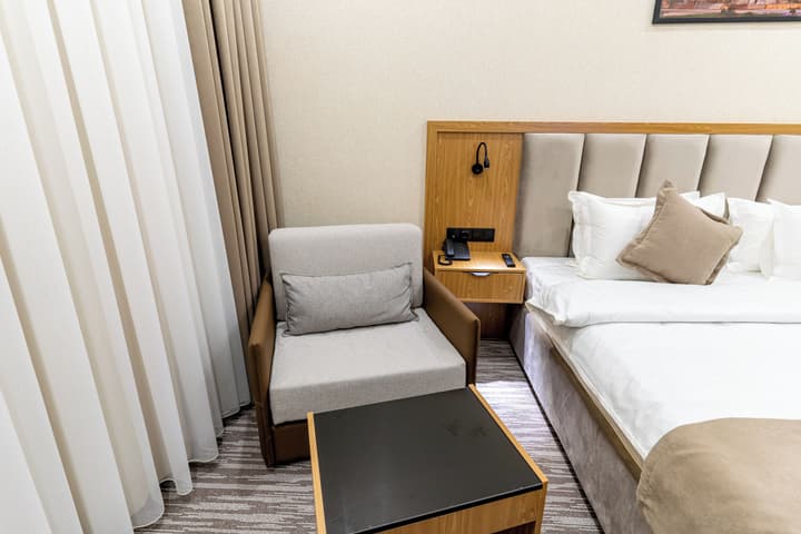 Mirzo Hotel