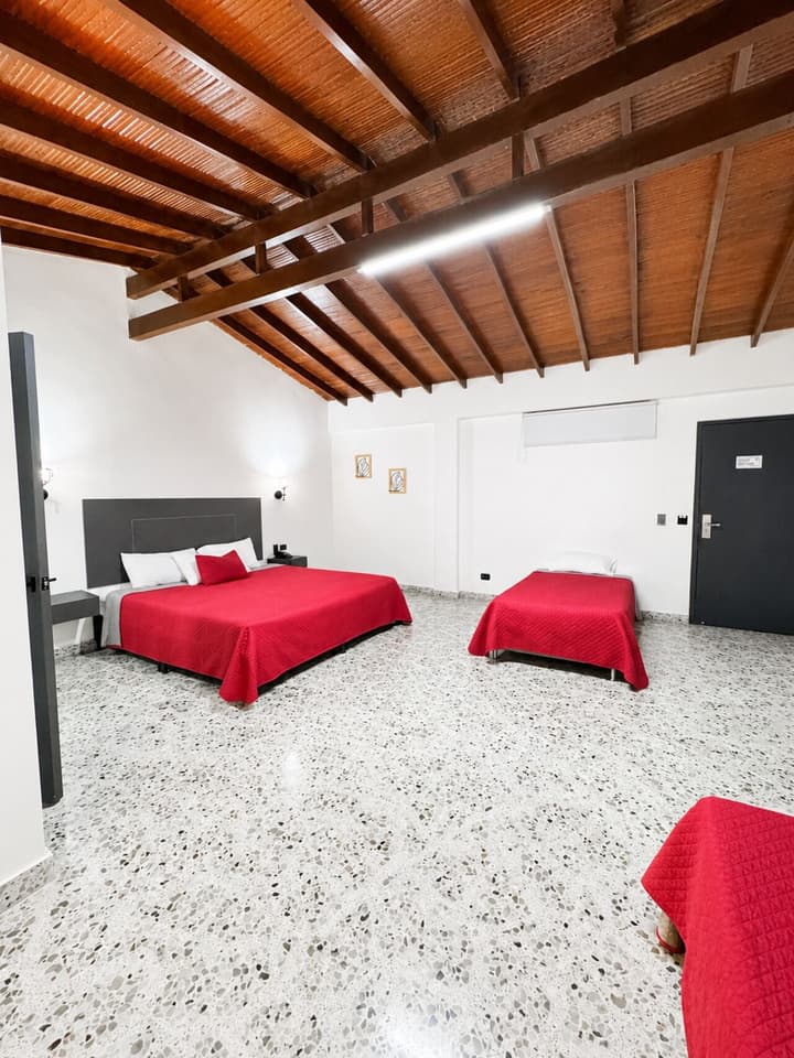 Hotel Ofix - Laureles