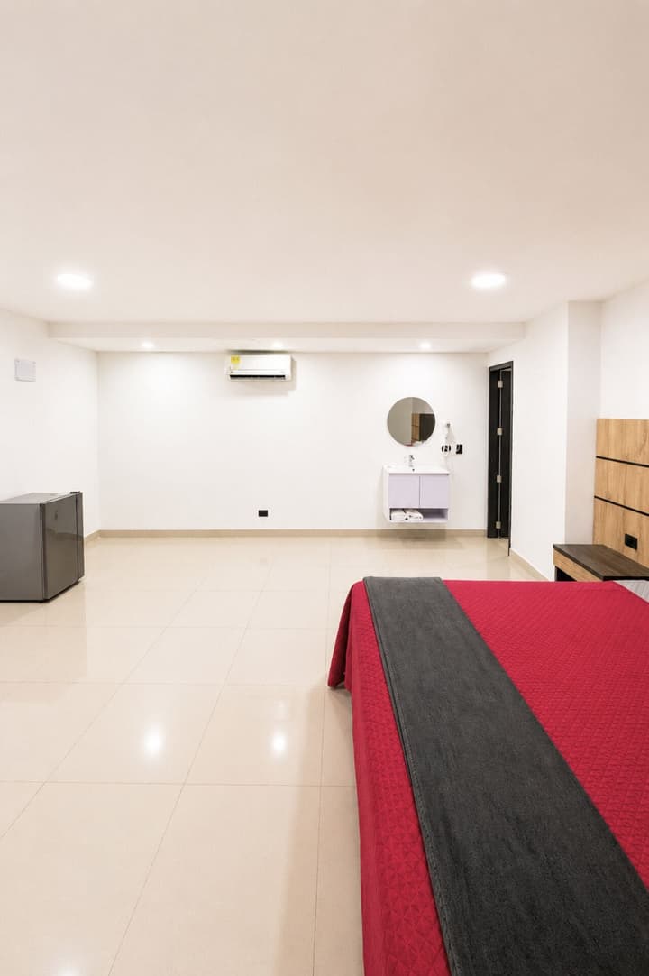 Hotel Ofix - Laureles