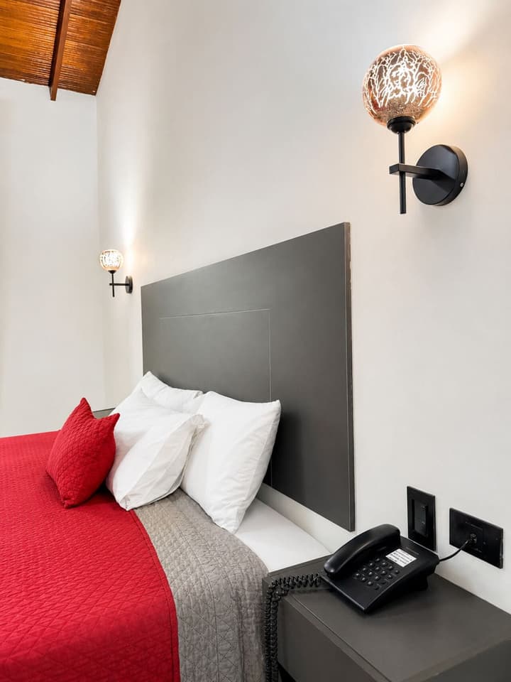 Hotel Ofix - Laureles